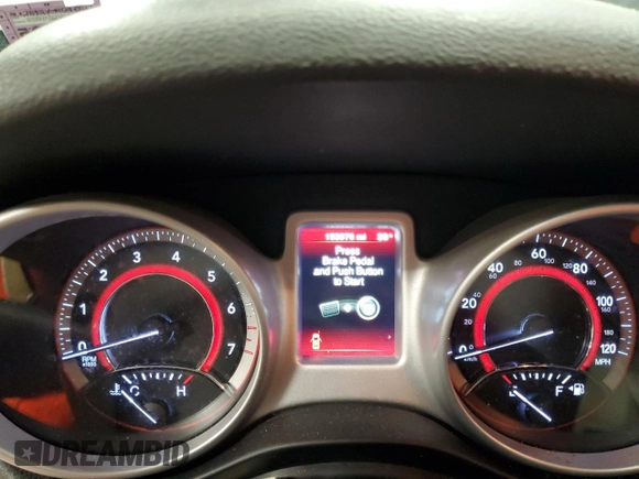2017 Dodge Journey SE with VIN 3C4PDCAB4HT704902, listed as a Copart auction lot 51410815 with 153,976 mi miles and Salvage Title. Bid and sale history available at DreamBid. Image 9.