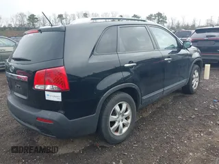 2011 Kia Sorento LX with VIN 5XYKT4A18BG186432, listed as a IAAI auction lot 42065088 with 202,122 mi miles. Bid and sale history available at carsss.com. Image 4.
