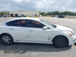 2015 Nissan Altima S with VIN 1N4AL3AP5FN386697, listed as a IAAI auction lot 41921229 with 168,771 mi miles and . Bid and sale history available at DreamBid. Image 6.