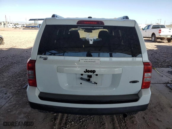 2015 Jeep Patriot Altitude Edition with VIN 1C4NJPBA1FD247255, listed as a Copart auction lot 47725205 with 165,804 mi miles and Salvage Title. Bid and sale history available at carsss.com. Image 6.