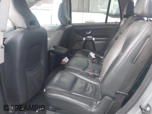 2011 Volvo XC90 I6 with VIN YV4952CZ9B1589607, listed as a IAAI auction lot 41629981 with 180,166 mi miles and . Bid and sale history available at DreamBid. Image 8.