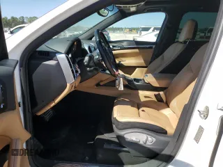 2016 Porsche Cayenne with VIN WP1AA2A28GLA08786, listed as a Copart auction lot 73426344 with 188,759 mi miles and Salvage title. Bid and sale history available at DreamBid. Image 7.