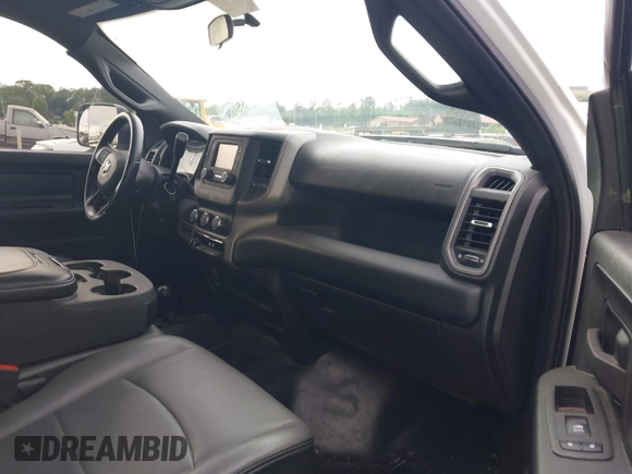 2022 Ram 2500 Tradesman with VIN 3C6UR5CL9NG126846, listed as a IAAI auction lot 42395508 with 54,602 mi miles and . Bid and sale history available at DreamBid. Image 5.