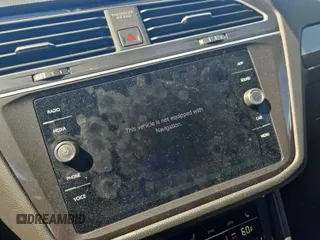 2024 Volkswagen Tiguan SE с VIN 3VV3B7AX4RM085495, выставлен на аукционе IAAI как лот 42796456 с пробегом 34 680 миль миль и . История ставок и продаж доступна на DreamBid. Изображение 29.