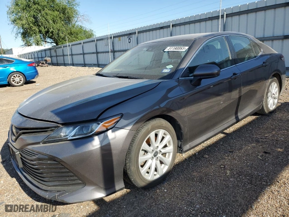 2020 Toyota Camry LE with VIN 4T1C11AK7LU946802, listed as a Copart auction lot 51190865 with 0 mi miles and Salvage Title. Bid and sale history available at carsss.com. Image 1.