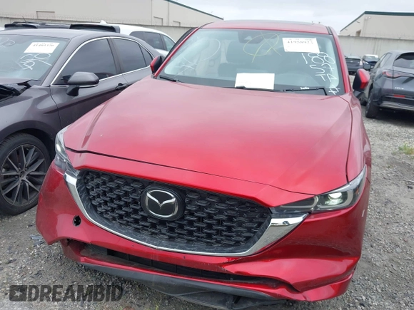 2024 Mazda CX-5 S Carbon Edition z VIN JM3KFBCL3R0530704, wystawiony jako IAAI lot #41958923 z przebiegiem 14 048 mil mil oraz . Historia ofert i sprzedaży dostępna na DreamBid. Obrazek 12.
