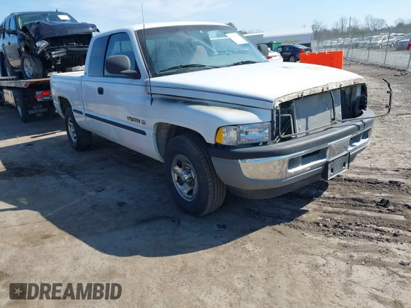 1998 Dodge 1500 with VIN 1B7HC13Y5WJ259541, listed as a IAAI auction lot 41758725 with Not provided miles and . Bid and sale history available at DreamBid. Image 1.