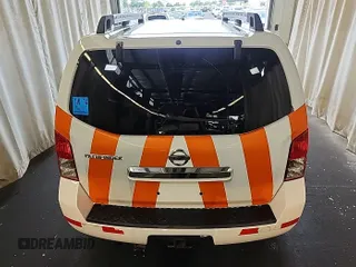 2012 Nissan Pathfinder SV z VIN 5N1AR1NB2CC629381, wystawiony jako IAAI lot #42461276 z przebiegiem 269 911 mil mil oraz . Historia ofert i sprzedaży dostępna na DreamBid. Obrazek 28.