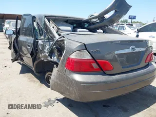 2004 Toyota Avalon XL z VIN 4T1BF28B24U345341, wystawiony jako IAAI lot #41998280 z przebiegiem Nie podano mil oraz . Historia ofert i sprzedaży dostępna na DreamBid. Obrazek 3.