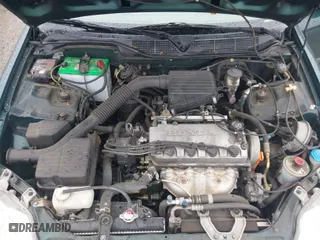 1999 Honda Civic LX with VIN 2HGEJ6673XH507962, listed as a IAAI auction lot 41990900 with 135,874 mi miles. Bid and sale history available at carsss.com. Image 10.