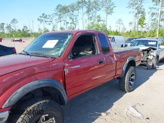 2004 Toyota Tacoma with VIN 5TEWN72N24Z307107, listed as a IAAI auction lot 42045605 with 190,877 mi miles and . Bid and sale history available at DreamBid. Image 6.