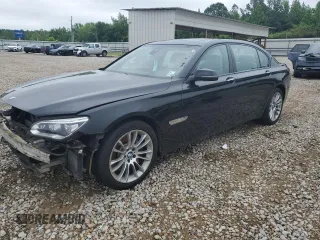 2014 BMW 7 Series ALPINA B7 z VIN WBAYE8C57ED136259, wystawiony jako Copart lot #55968735 z przebiegiem 93 828 mil mil oraz Tytuł czysty. Historia ofert i sprzedaży dostępna na DreamBid. Obrazek 1.