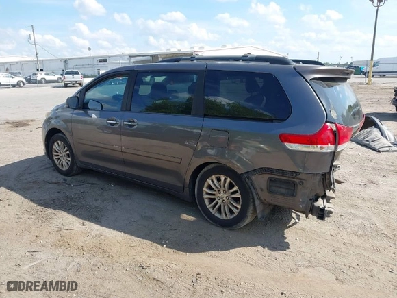 2012 Toyota Sienna XLE AAS with VIN 5TDYK3DC8CS178369, listed as a IAAI auction lot 41803184 with 249,587 mi miles. Bid and sale history available at carsss.com. Image 3.