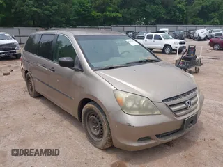 2006 Honda Odyssey LX z VIN 5FNRL382X6B004377, wystawiony jako IAAI lot #42247228 z przebiegiem 262 456 mil mil oraz . Historia ofert i sprzedaży dostępna na DreamBid. Obrazek 1.