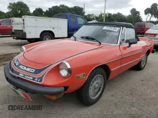 1978 Alfa Romeo Spider z VIN AR115410004488, wystawiony jako Copart lot #74726184 z przebiegiem 50 872 mil mil oraz Szkody całkowita. Historia ofert i sprzedaży dostępna na DreamBid. Obrazek 1.