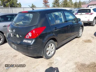 2009 Nissan Versa 1.8 S with VIN 3N1BC13E39L409657, listed as a IAAI auction lot 41981554 with 146,675 mi miles. Bid and sale history available at carsss.com. Image 4.