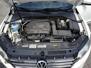 2015 Volkswagen Passat Sport z VIN 1VWBT7A37FC007548, wystawiony jako Copart lot #52492585 z przebiegiem 113 058 mil mil oraz Szkoda całkowita • Salvage title. Historia ofert i sprzedaży dostępna na DreamBid. Obrazek 11.