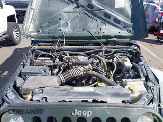 2007 Jeep Wrangler Unlimited X with VIN 1J4GA39107L186926, listed as a IAAI auction lot 42094175 with 191,810 mi miles and . Bid and sale history available at DreamBid. Image 10.