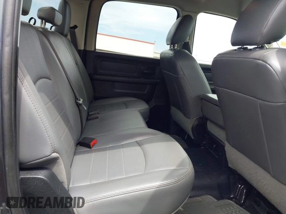2017 Ram 2500 Tradesman z VIN 3C6UR4CJ1HG748189, wystawiony jako IAAI lot #42077420 z przebiegiem 175 256 mil mil oraz . Historia ofert i sprzedaży dostępna na DreamBid. Obrazek 8.