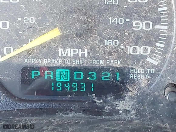 2001 Chevrolet Silverado 1500 LS with VIN 2GCEC19V011162458, listed as a IAAI auction lot 41731501 with 194,931 mi miles. Bid and sale history available at carsss.com. Image 15.