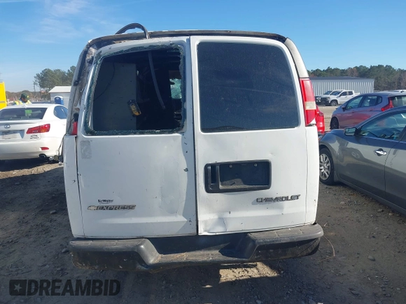 2005 Chevrolet Express Cargo with VIN 1GCFG15X351206710, listed as a IAAI auction lot 40946502 with 242,421 mi miles and . Bid and sale history available at DreamBid. Image 15.