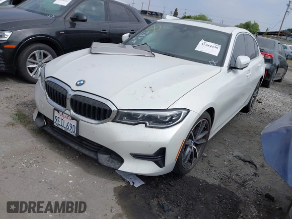 2019 BMW 3 Series 330i с VIN WBA5R1C56KFH28592, выставлен на аукционе IAAI как лот 42344438 с пробегом Не указан миль и . История ставок и продаж доступна на DreamBid. Изображение 2.