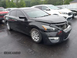 2015 Nissan Altima S z VIN 1N4AL3AP0FN384436, wystawiony jako IAAI lot #42374278 z przebiegiem 167 289 mil mil oraz . Historia ofert i sprzedaży dostępna na DreamBid. Obrazek 1.