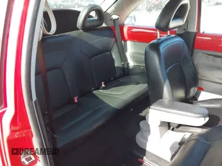 2002 Volkswagen Beetle GLX с VIN 3VWDD21C82M410830, выставлен на аукционе IAAI как лот 42292655 с пробегом 82 262 миль миль и . История ставок и продаж доступна на DreamBid. Изображение 8.