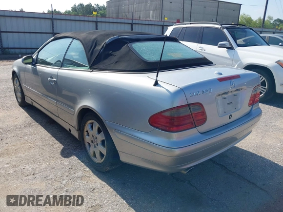 2003 Mercedes-Benz CLK 320 z VIN WDBLK65G13T137546, wystawiony jako IAAI lot #42342255 z przebiegiem Nie podano mil oraz . Historia ofert i sprzedaży dostępna na DreamBid. Obrazek 3.