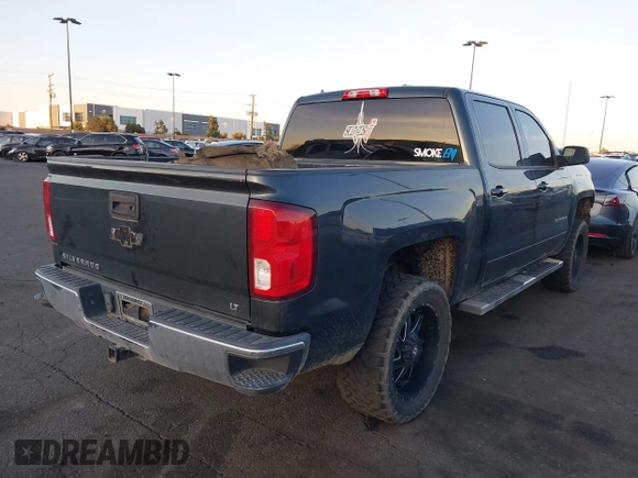 2018 Chevrolet Silverado 1500 LT with VIN 3GCPCRECXJG431472, listed as a IAAI auction lot 41825820 with 118,452 mi miles and . Bid and sale history available at DreamBid. Image 4.