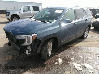 2024 GMC Terrain SLE with VIN 3GKALTEG6RL347761, listed as a IAAI auction lot 41700368 with 17,336 mi miles. Bid and sale history available at carsss.com. Image 19.