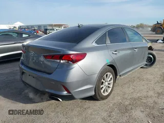 2019 Hyundai Sonata SE with VIN 5NPE24AF0KH774328, listed as a IAAI auction lot 41083370 with 84,196 mi miles and . Bid and sale history available at carsss.com. Image 4.