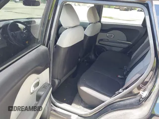 2015 Kia Soul z VIN KNDJN2A27F7161320, wystawiony jako IAAI lot #42480400 z przebiegiem 92 275 mil mil oraz . Historia ofert i sprzedaży dostępna na DreamBid. Obrazek 8.