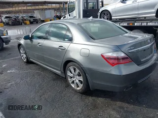 2009 Acura RL Tech Pkg with VIN JH4KB26629C000859, listed as a IAAI auction lot 41539982 with 206,401 mi miles. Bid and sale history available at carsss.com. Image 3.