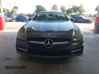 2012 Mercedes-Benz SLK 250 z VIN WDDPK4HA4CF036956, wystawiony jako IAAI lot #42382830 z przebiegiem 89 369 mil mil oraz . Historia ofert i sprzedaży dostępna na DreamBid. Obrazek 12.