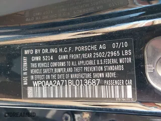 2011 Porsche Panamera with VIN WP0AA2A71BL013687, listed as a IAAI auction lot 41647569 with 116,685 mi miles. Bid and sale history available at carsss.com. Image 9.