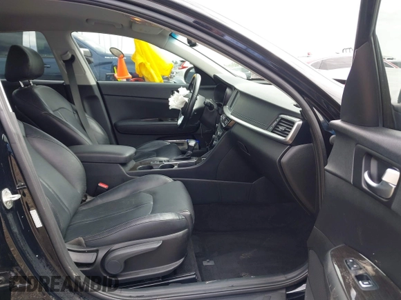 2020 Kia Optima EX Premium with VIN 5XXGU4L16LG395819, listed as a IAAI auction lot 41713909 with 72,096 mi miles. Bid and sale history available at carsss.com. Image 5.