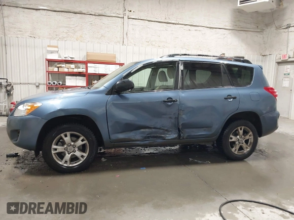 2009 Toyota RAV4 with VIN JTMBK33V29D006223, listed as a IAAI auction lot 41956112 with 96,138 mi miles. Bid and sale history available at carsss.com. Image 14.