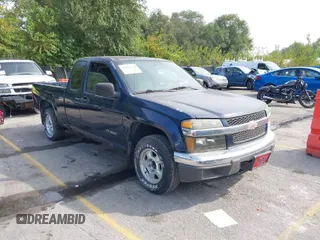2004 Chevrolet Colorado LS ZQ8 with VIN 1GCCS196948145629, listed as a IAAI auction lot 40284752 with 172,719 mi miles. Bid and sale history available at carsss.com. Image 1.