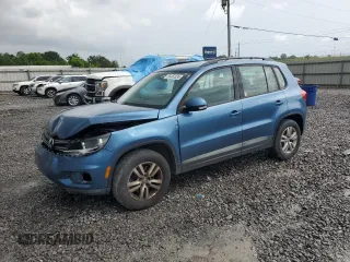 2017 Volkswagen Tiguan S z VIN WVGBV7AX7HW501342, wystawiony jako Copart lot #56462035 z przebiegiem 92 598 mil mil oraz Szkoda całkowita • Salvage title. Historia ofert i sprzedaży dostępna na DreamBid. Obrazek 1.