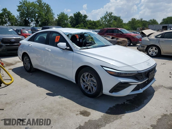 2024 Hyundai Elantra SEL with VIN KMHLM4DG4RU812211, listed as a Copart auction lot 63110035 with 3,612 mi miles and Salvage title. Bid and sale history available at DreamBid. Image 4.