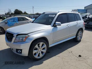 2010 Mercedes-Benz GLK 350 z VIN WDCGG8HB3AF321456, wystawiony jako Copart lot #54450555 z przebiegiem 182 235 mil mil oraz Szkoda całkowita • Salvage title. Historia ofert i sprzedaży dostępna na DreamBid. Obrazek 1.