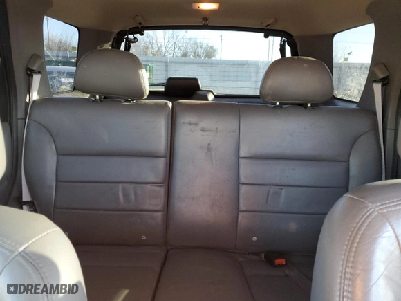 2002 Ford Escape Limited with VIN 1FMCU04112KB99230, listed as a Copart auction lot 87141664 with 189,232 mi miles and Clean Title. Bid and sale history available at carsss.com. Image 10.