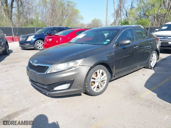 2012 Kia Optima LX with VIN 5XXGM4A7XCG020314, listed as a IAAI auction lot 41978342 with 266,207 mi miles. Bid and sale history available at carsss.com. Image 2.