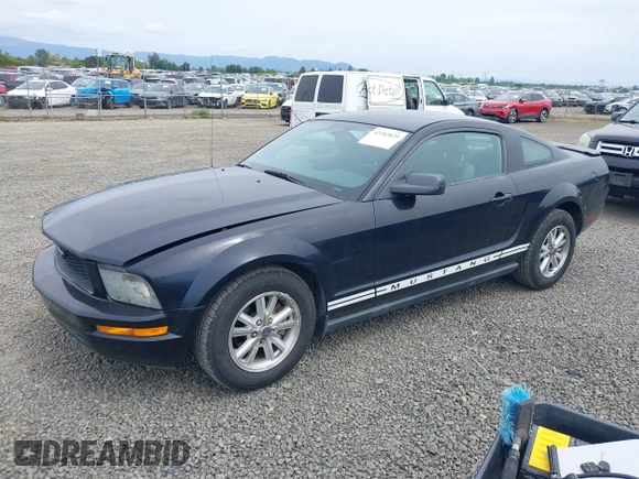 2007 Ford Mustang Deluxe with VIN 1ZVFT80N675258576, listed as a IAAI auction lot 42283829 with 56,334 mi miles and . Bid and sale history available at DreamBid. Image 2.