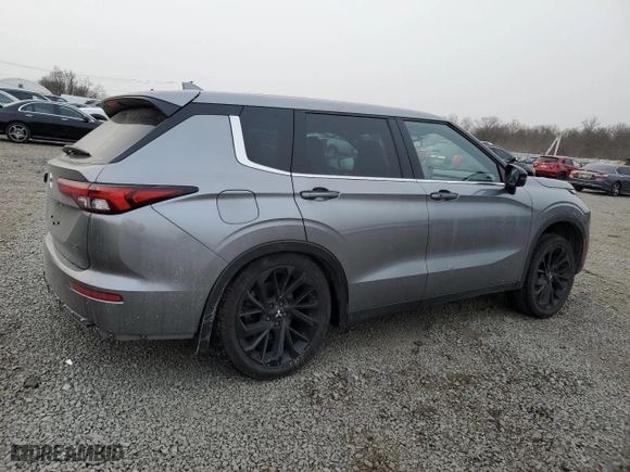 2023 Mitsubishi Outlander SE with VIN JA4J4UA89PZ018419, listed as a Copart auction lot 89114165 with 19,429 mi miles and Salvage Title. Bid and sale history available at carsss.com. Image 3.