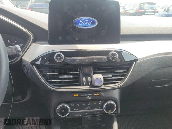 2022 Ford Escape SE with VIN 1FMCU9G61NUB32924, listed as a IAAI auction lot 42733772 with 68,597 mi miles and . Bid and sale history available at DreamBid. Image 11.