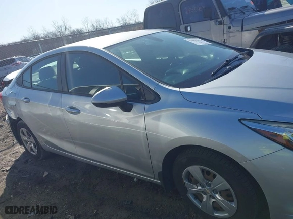 2017 Chevrolet Cruze LS with VIN 1G1BC5SM1H7280536, listed as a IAAI auction lot 41804103 with NaN miles. Bid and sale history available at carsss.com. Image 13.