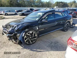 2023 Volkswagen Arteon SEL Premium R-Line z VIN WVWTR7AN5PE015502, wystawiony jako Copart lot #82045674 z przebiegiem 6 882 mil mil oraz Szkoda całkowita • Salvage title. Historia ofert i sprzedaży dostępna na DreamBid. Obrazek 1.