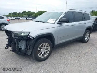 2022 Jeep Grand Cherokee L Laredo with VIN 1C4RJJAG9N8549386, listed as a IAAI auction lot 40639399 with 49,239 mi miles. Bid and sale history available at carsss.com. Image 2.